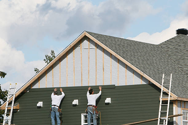 Professional Siding Contractor technician working in Avon, CT